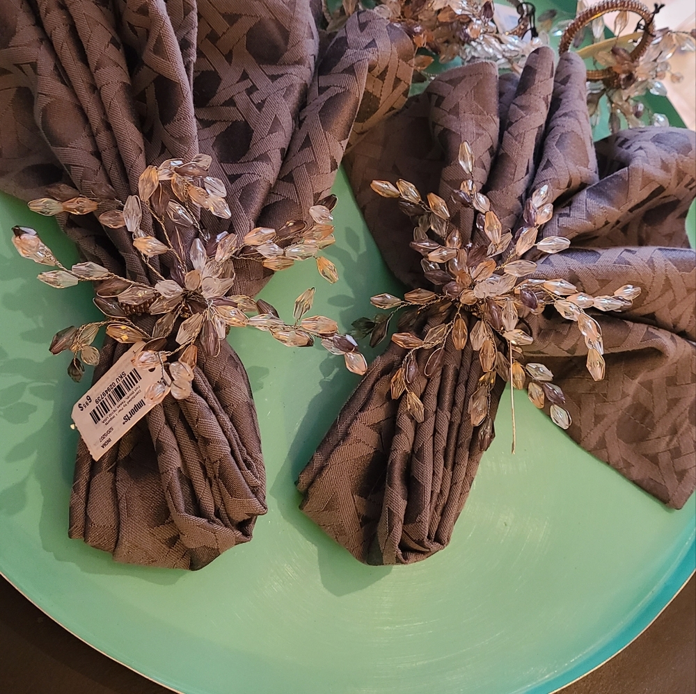 8 new Napkin ring